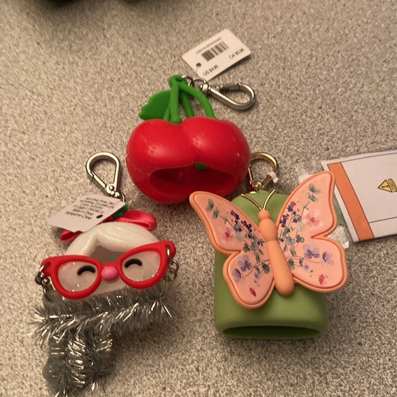 Hand sanitizer holders - Picture 2 of 2